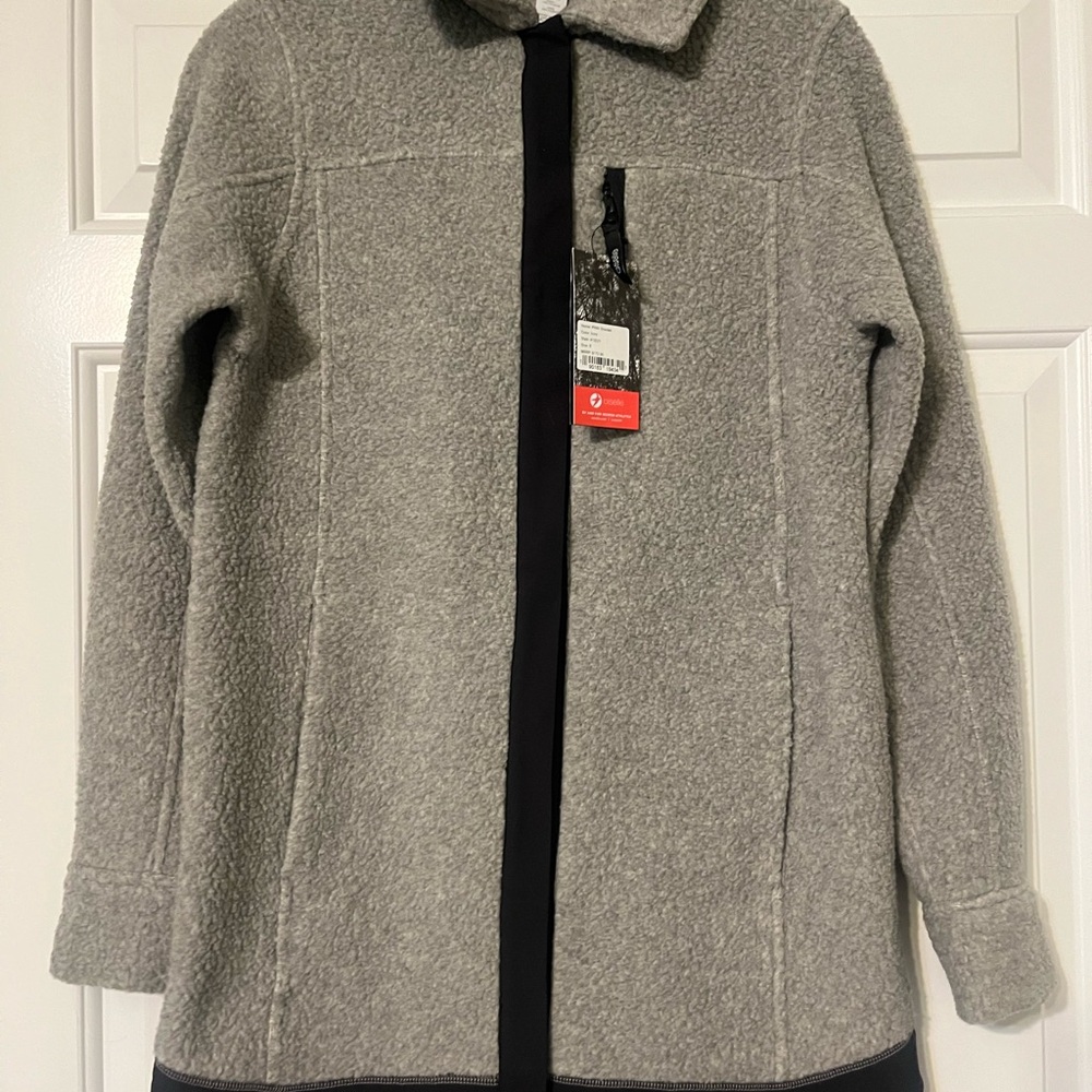 Oiselle PNW Shacket Size Small with tags